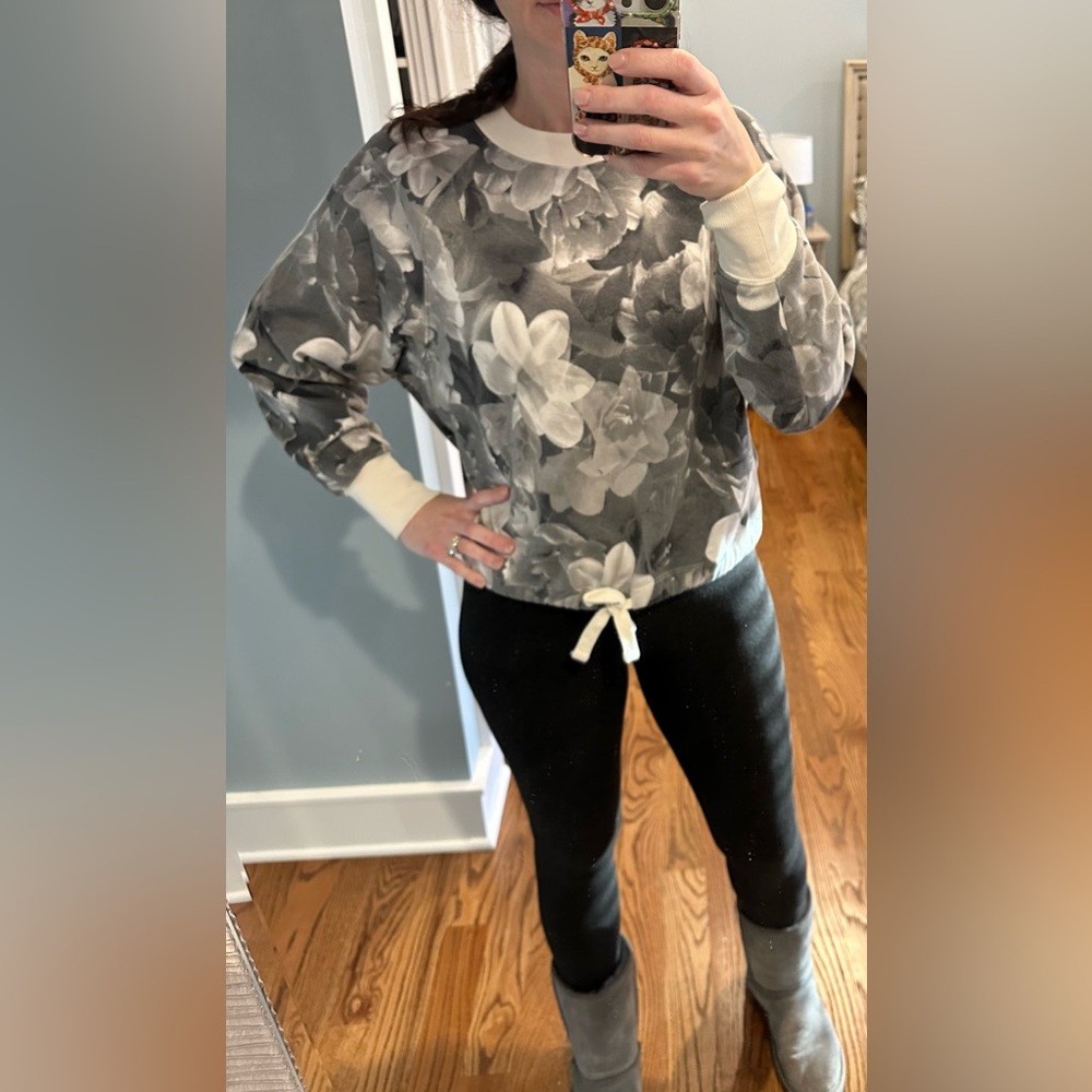 Old navy sweatshirt